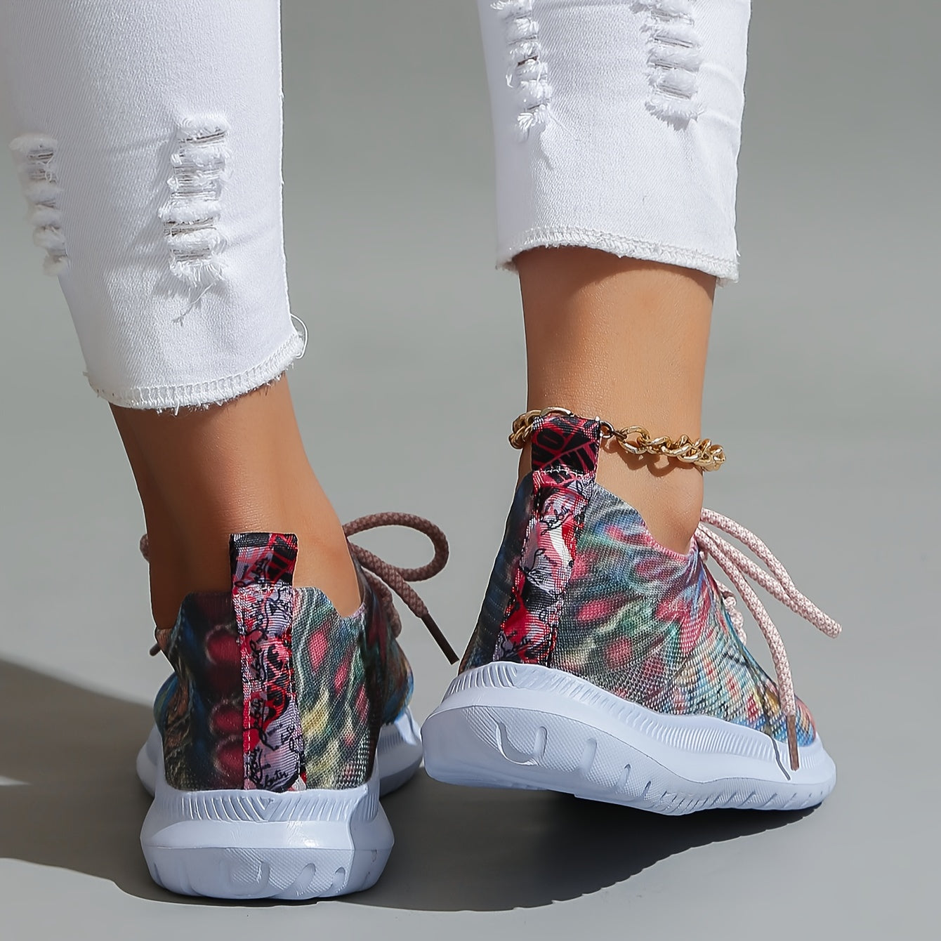 Women's Retro Print Mesh Breathable Walking Shoes Low Top Sneakers
