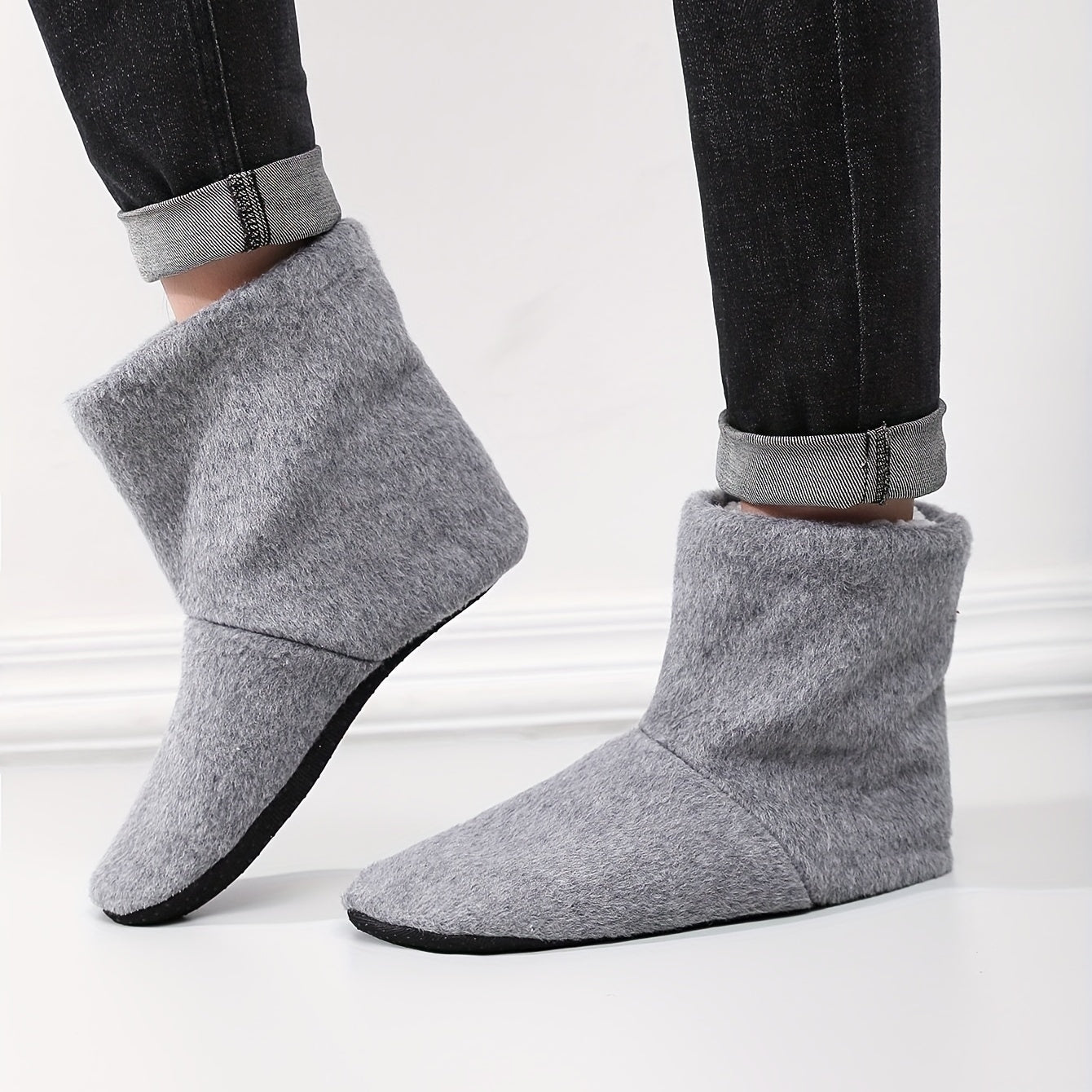 Men's Cozy Plush Booties Slippers Anti-Skid Winter Shoes
