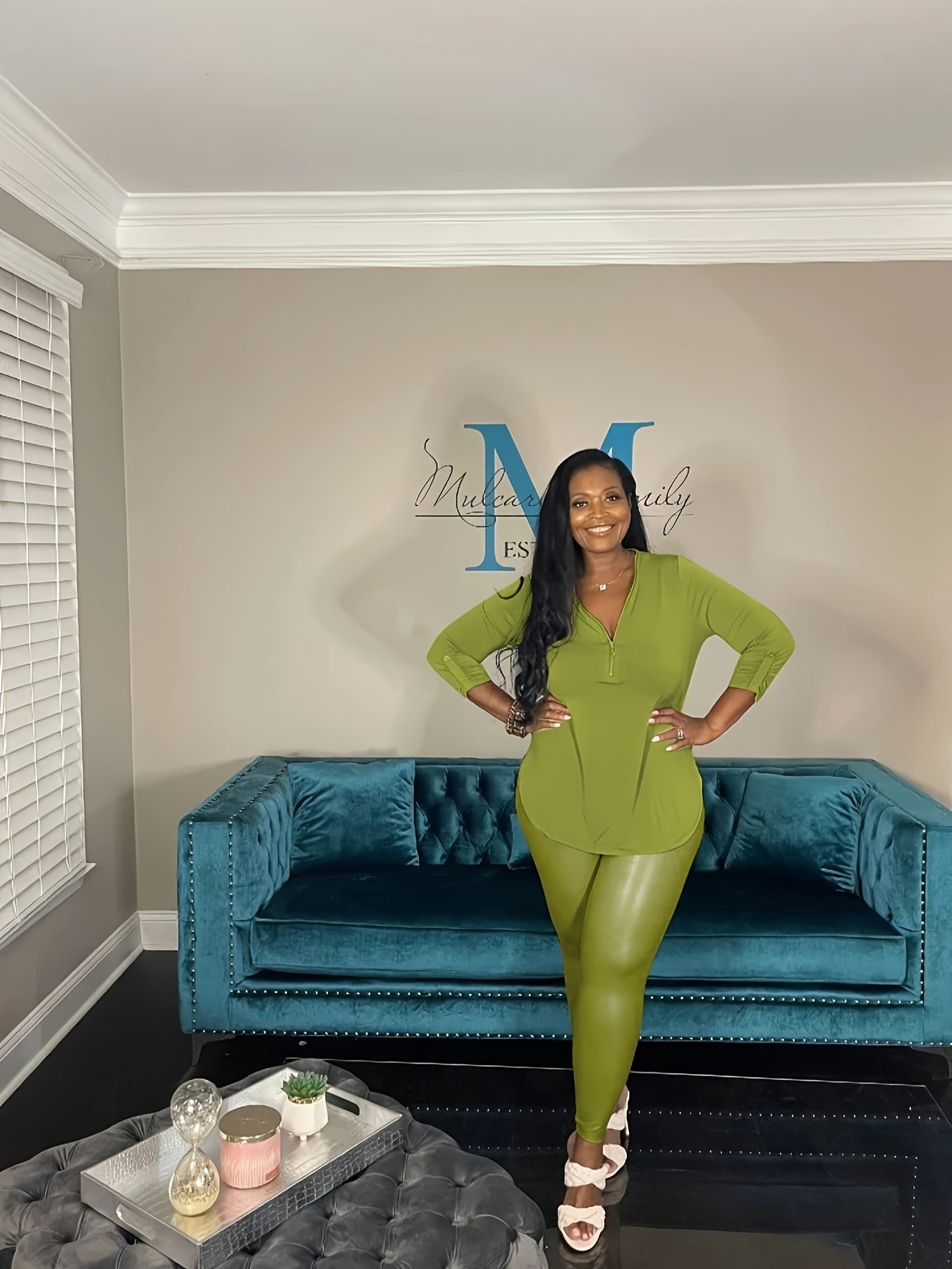Women's Plus Size Casual 2 Piece Set - V Neck Top & Leggings