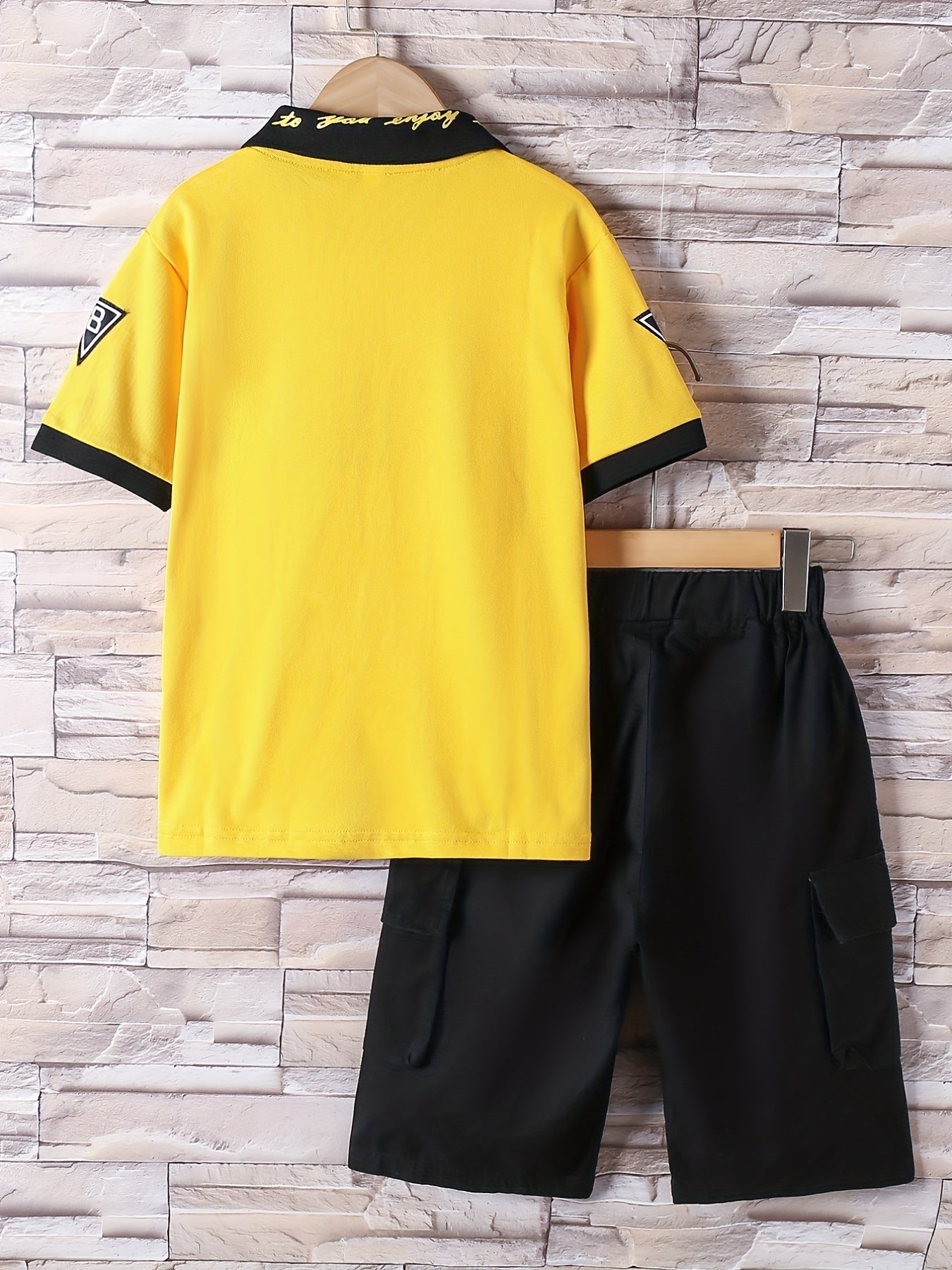 Boys Letter Print Casual Outfit Polo Shirt & Cargo Shorts Set