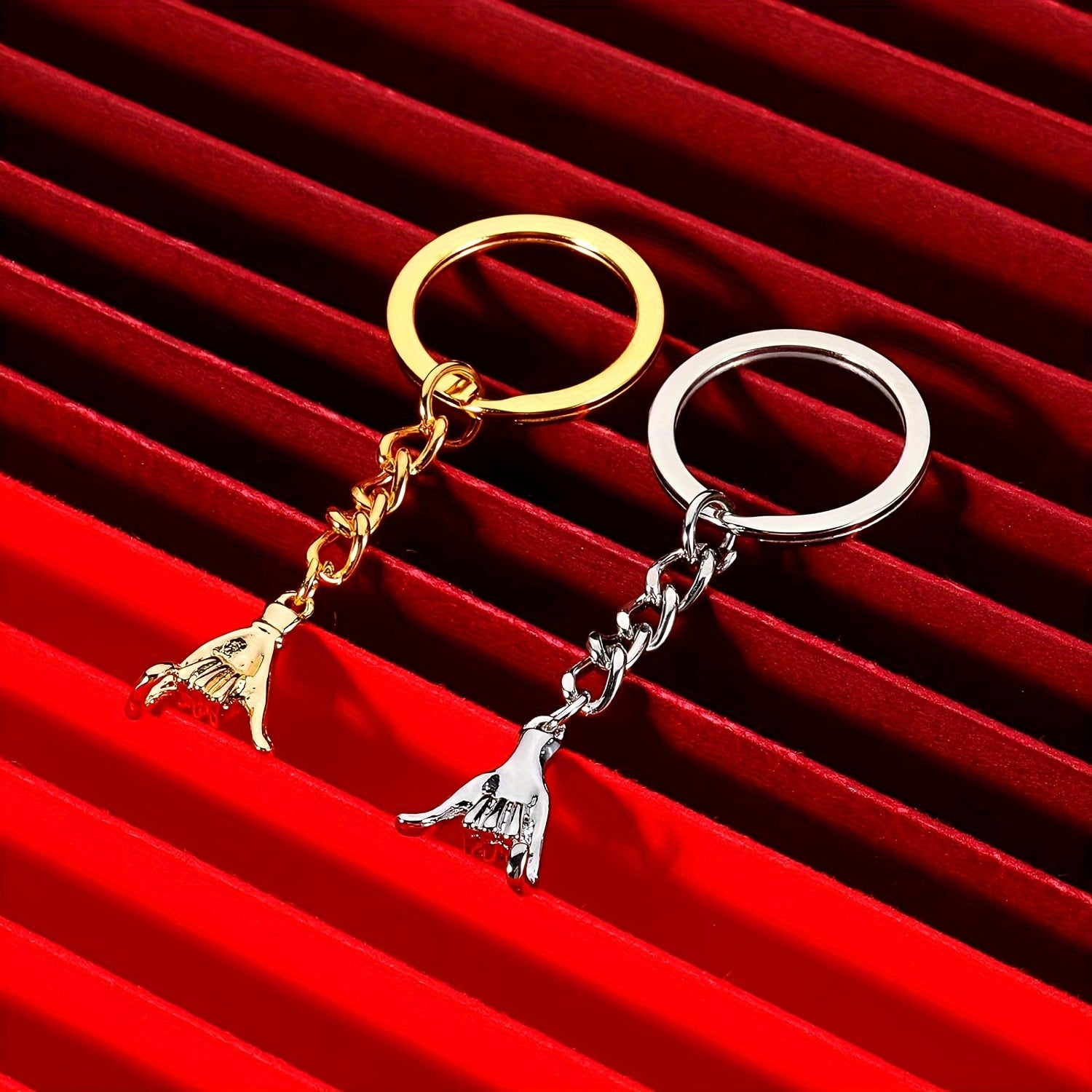 2pcs Couple Key Chain Hooks Hand Pendant For Gift Keychain