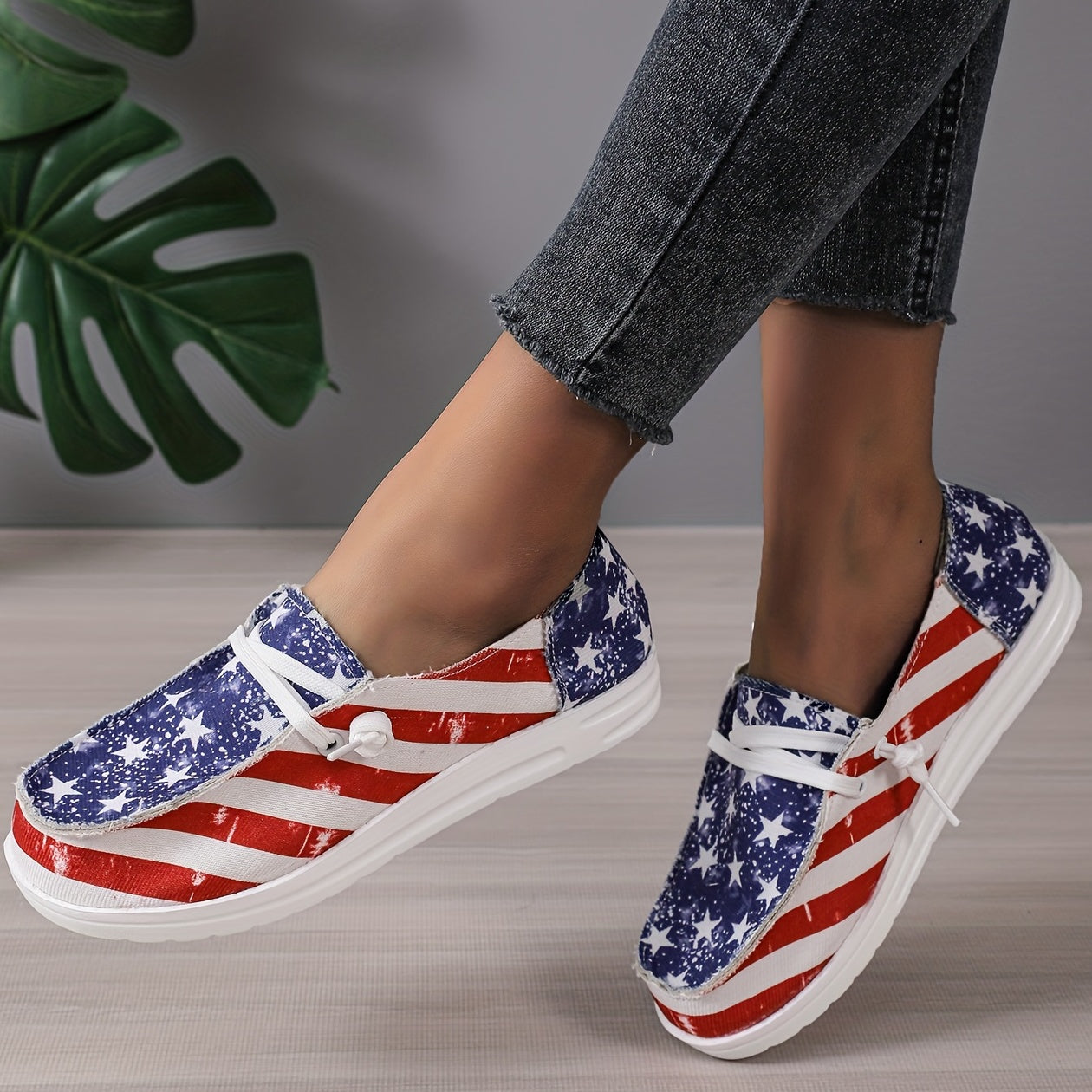 Women's Striped Print Loafers Lace Up Canvas Shoes Lightweight Sneakers
