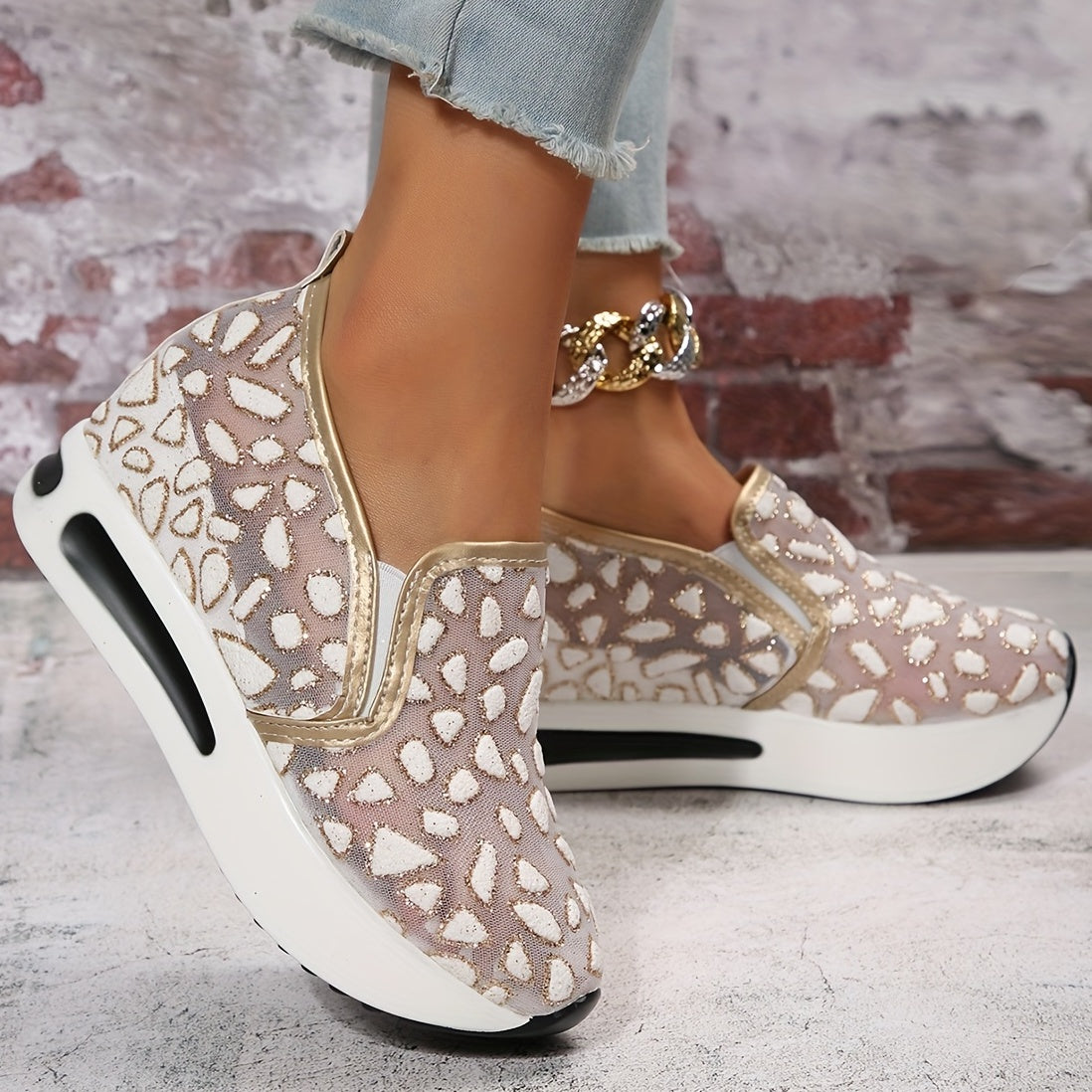 Women's Mesh Platform Slip On Sneakers Comfortable Outdoor Shoes