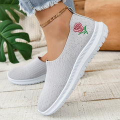 Floral Embroidered Slip-On Sneakers Low Flying Non-Slip Shoes