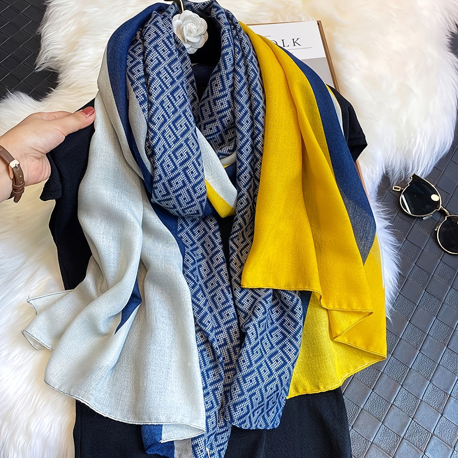 Women's Lightweight Long Scarf for All Seasons