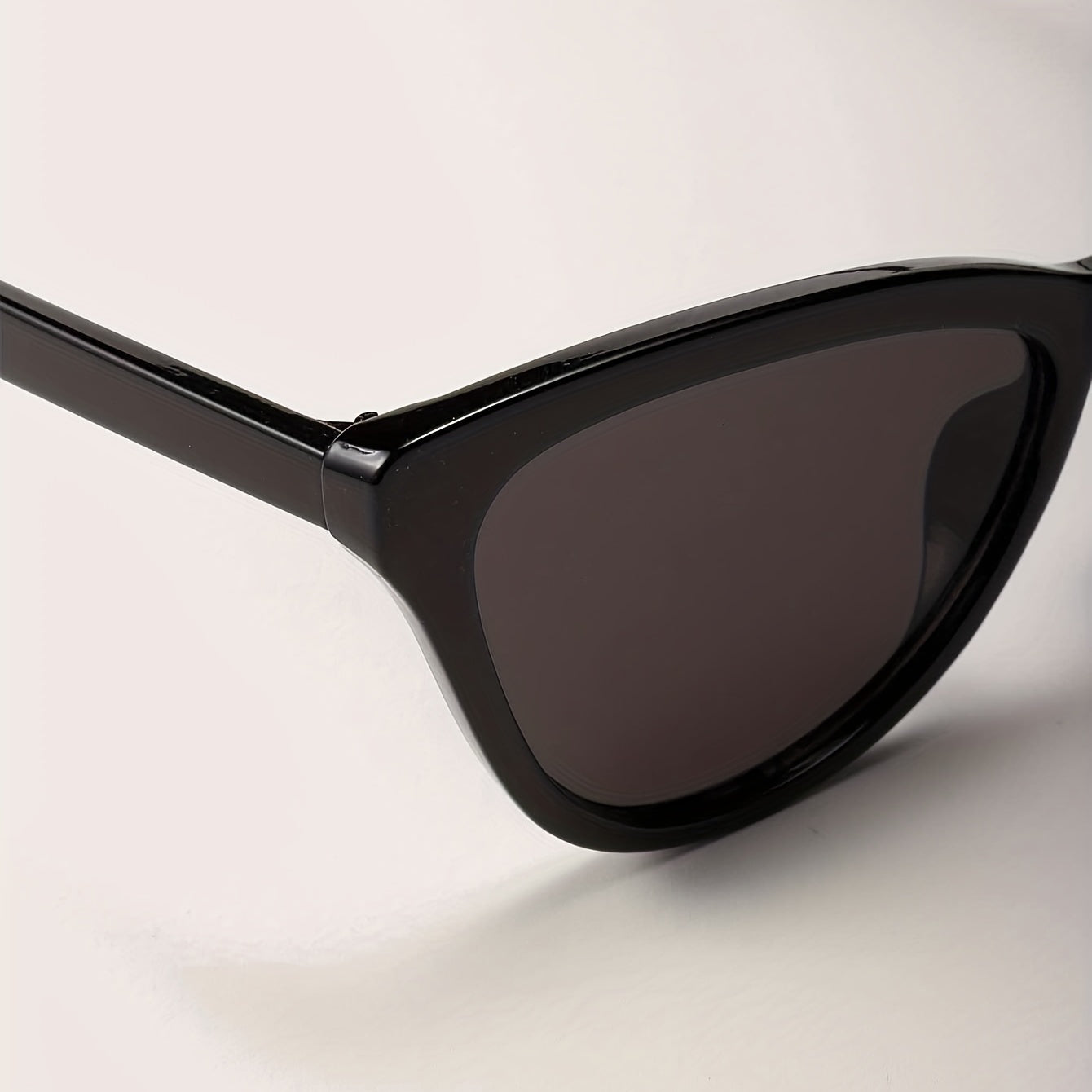Cat Eye Sunglasses Vintage Anti Glare UV400