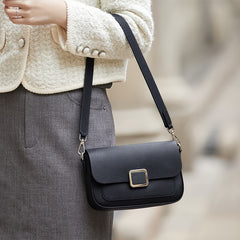 Vintage Leather Crossbody Bag with Adjustable Strap