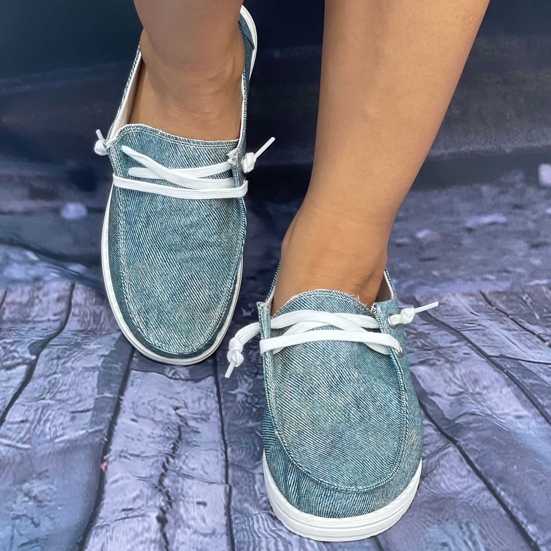 Women's Flat Walking Shoes Lightweight Slip On Shoes