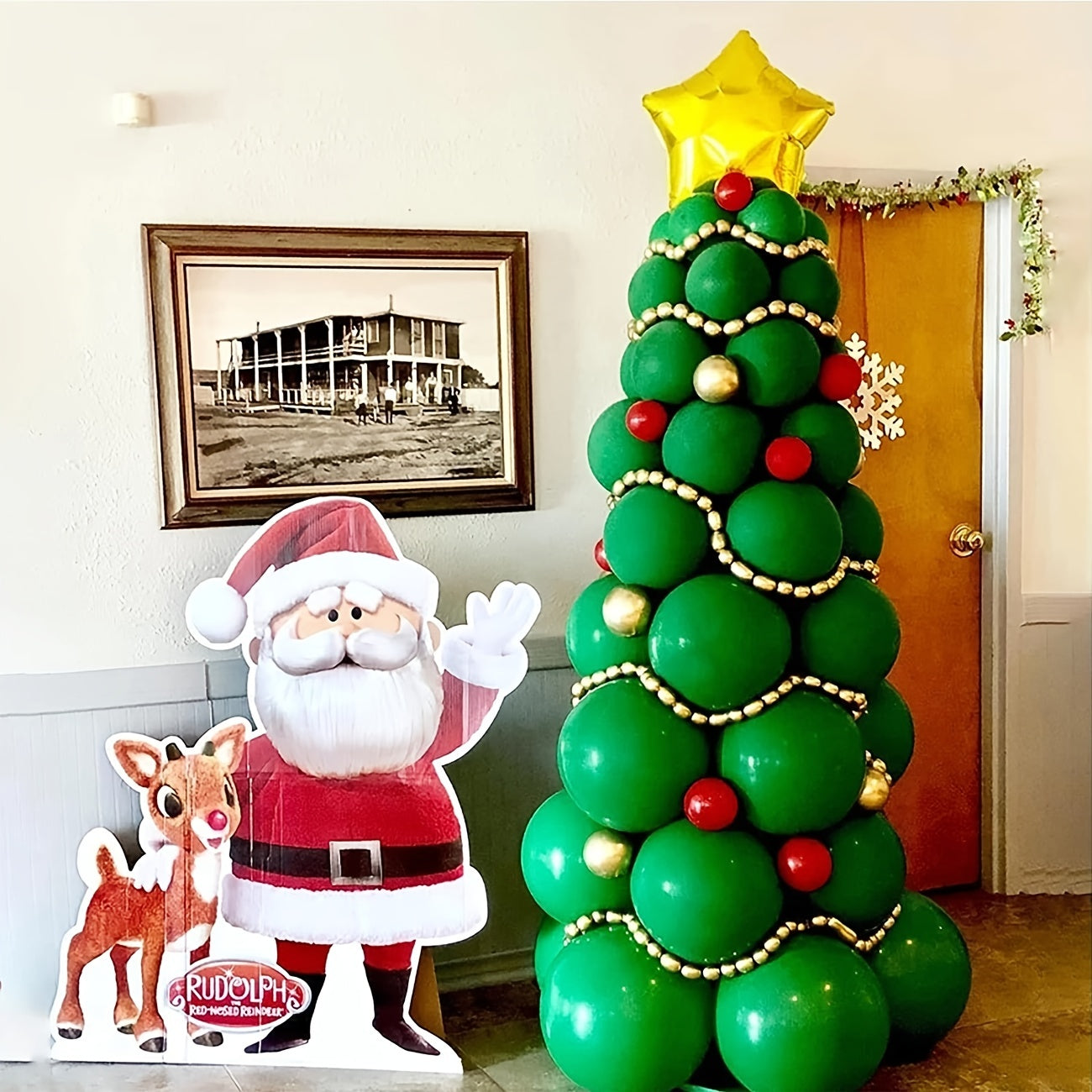 Christmas Tree Balloon Garland Kit with Golden Star Foil Balloon
