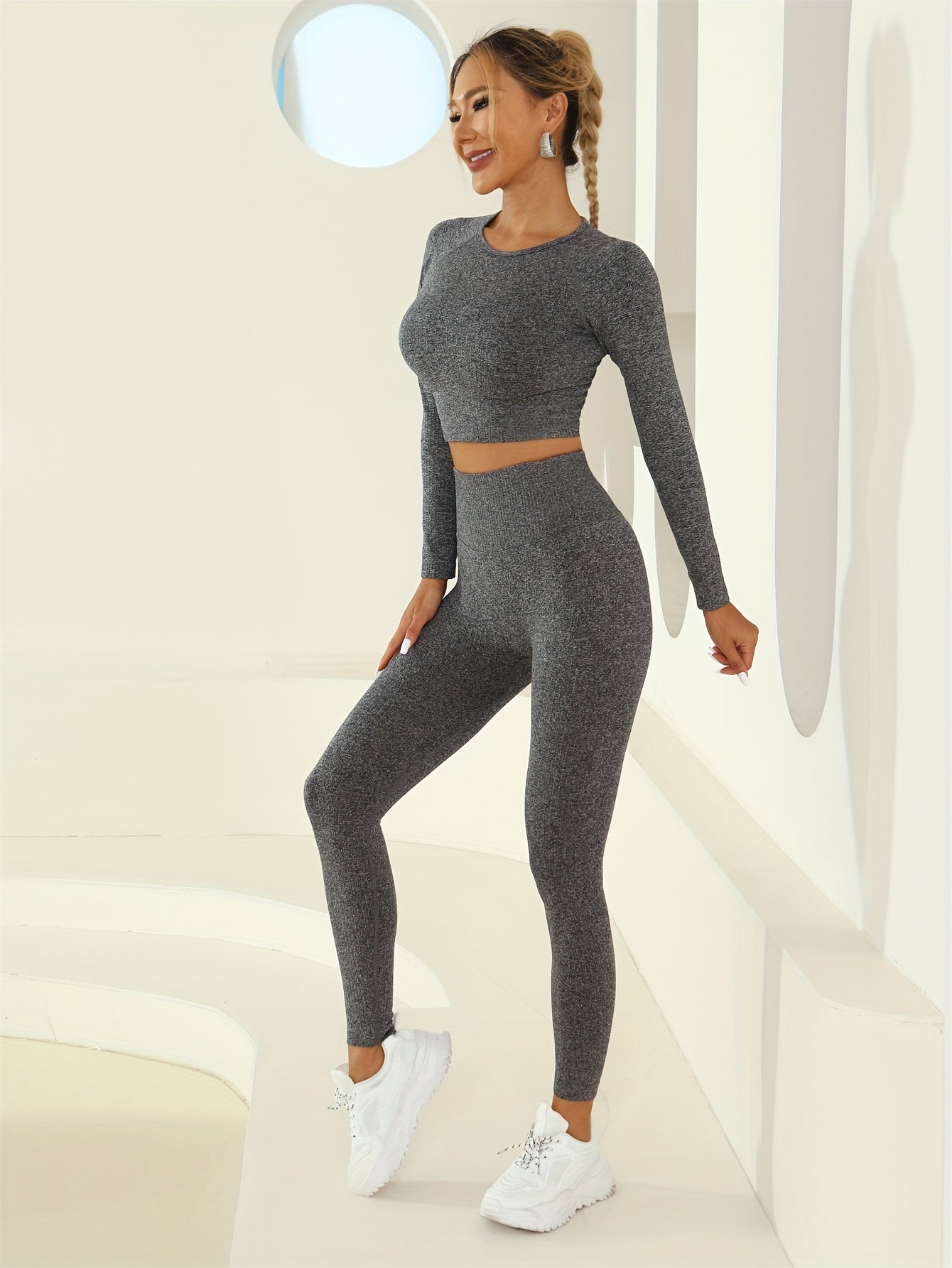 Yoga Workout Set Slim Fit Top & Sports Leggings Women's Activewear