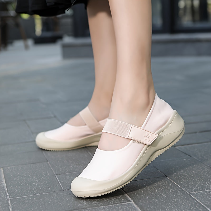 Women's Breathable Walking Shoes Soft Sole Casual Sneakers