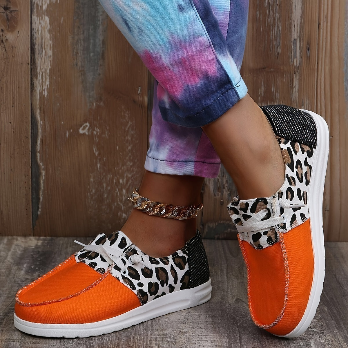 Women's Lace Up Canvas Loafers Comfy Low Top Sneakers
