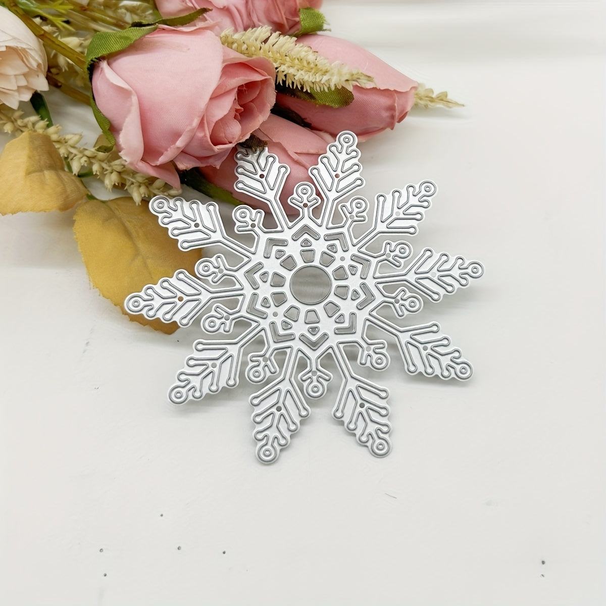 Snowflake Mold DIY Metal Embossing Scissors Scrapbook Cutting Mold