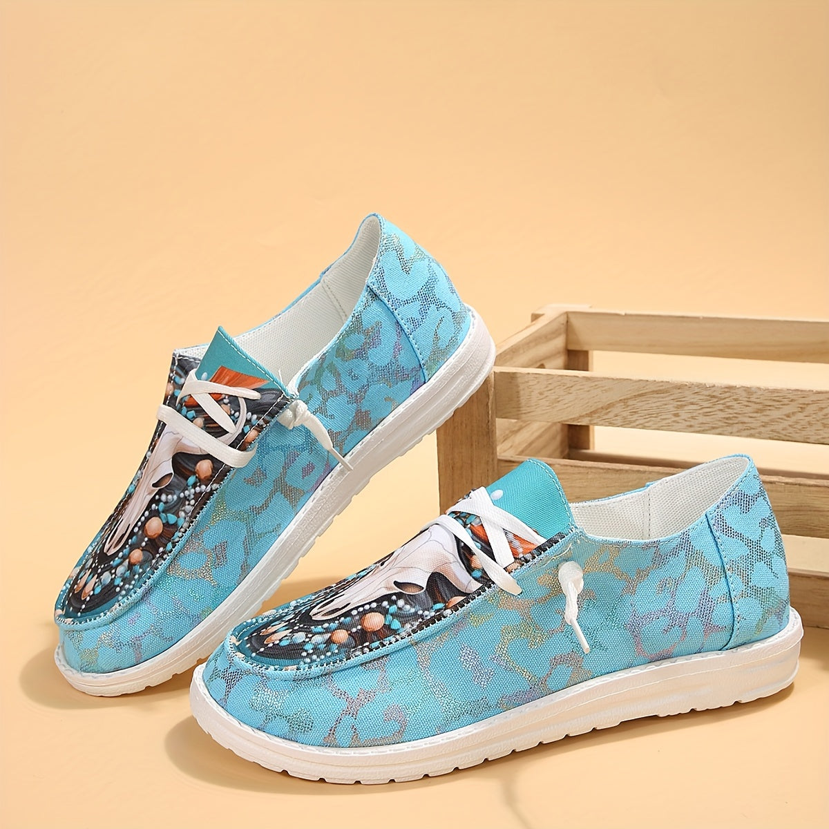 Women's Bull Head Print Low Top Walking Shoes Lightweight Casual Travel Shoes