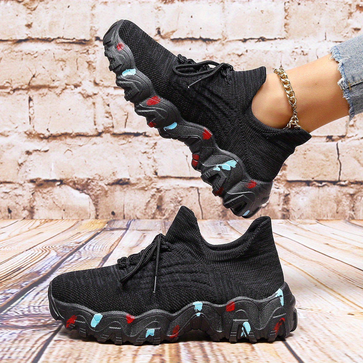 Breathable Women's Running Shoes with Textured Knit