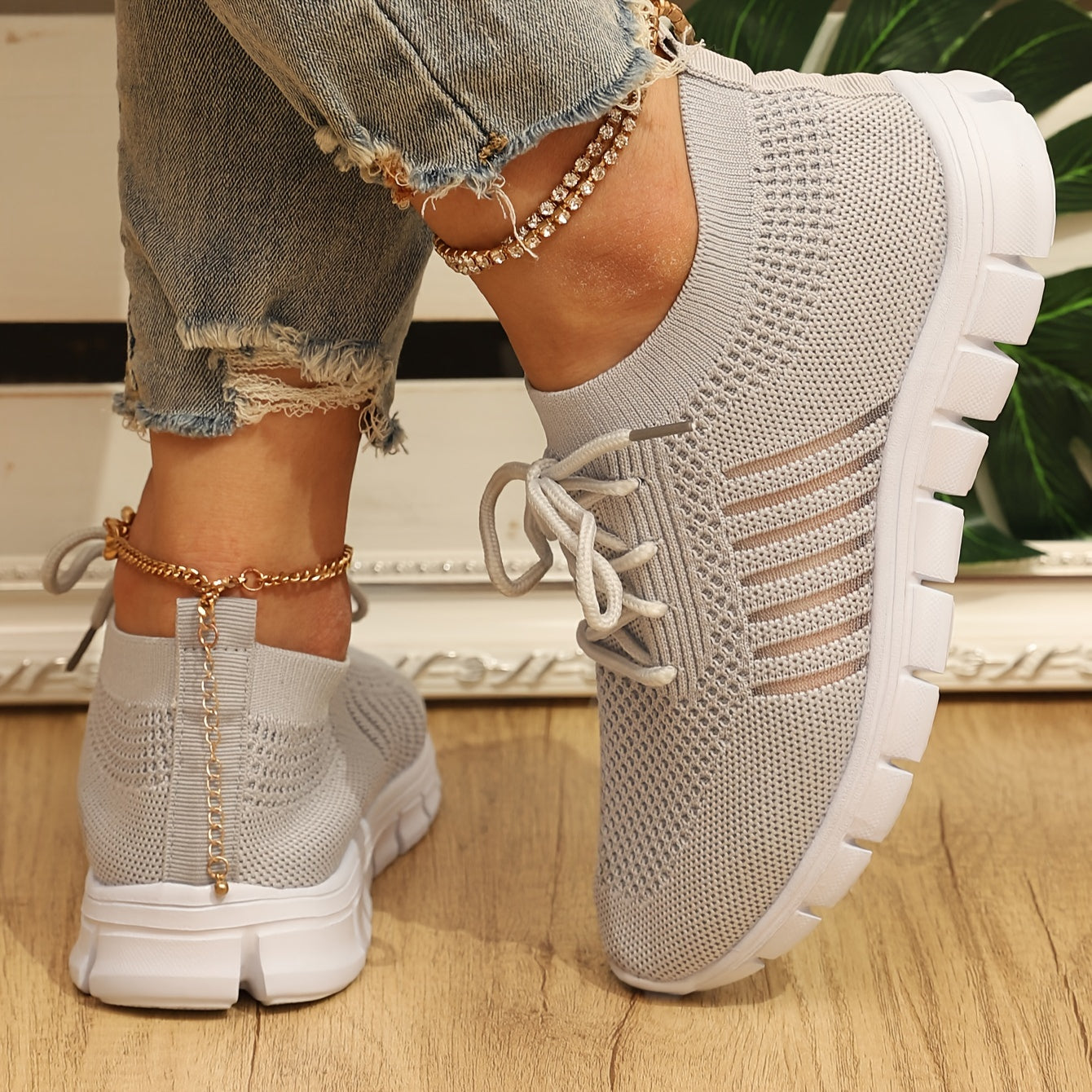 Women's Knitted Sports Shoes Comfy Solid Low Top Running Shoes