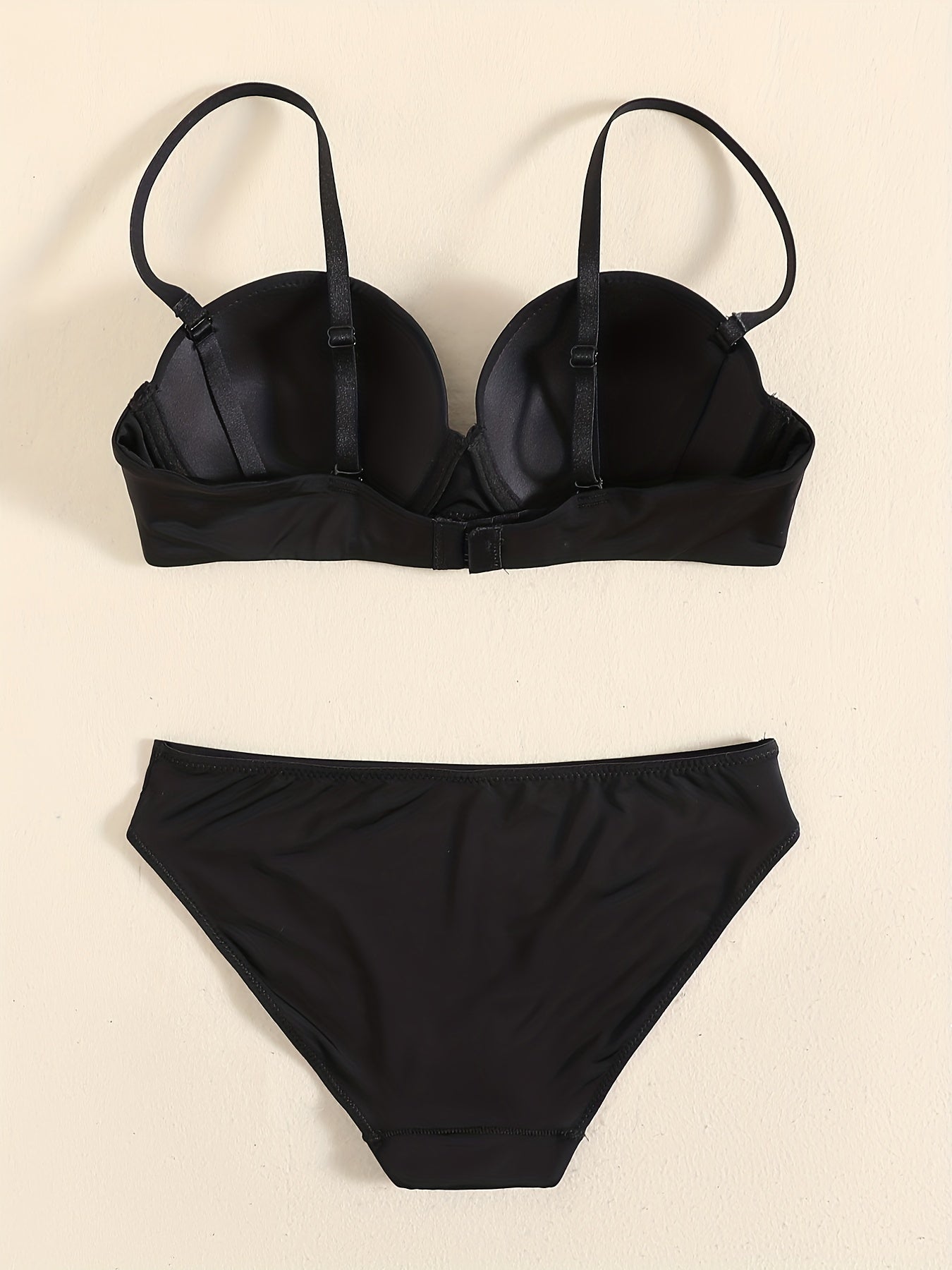 Seamless Balcontte Bra & Thin Bikini Panties Set
