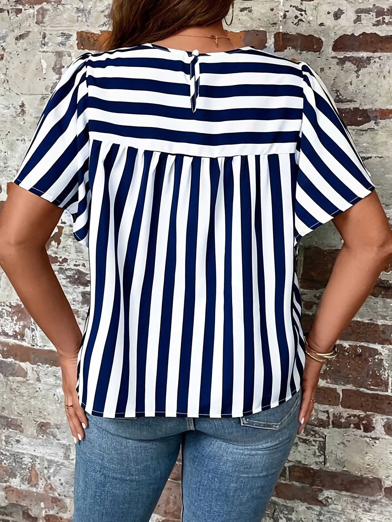Striped Short Sleeve Round Neck Tunic