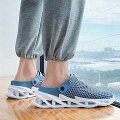 Men's Mesh Blade Clogs Slip on Closed Toe Sandals Soft Sole Walking Shoes