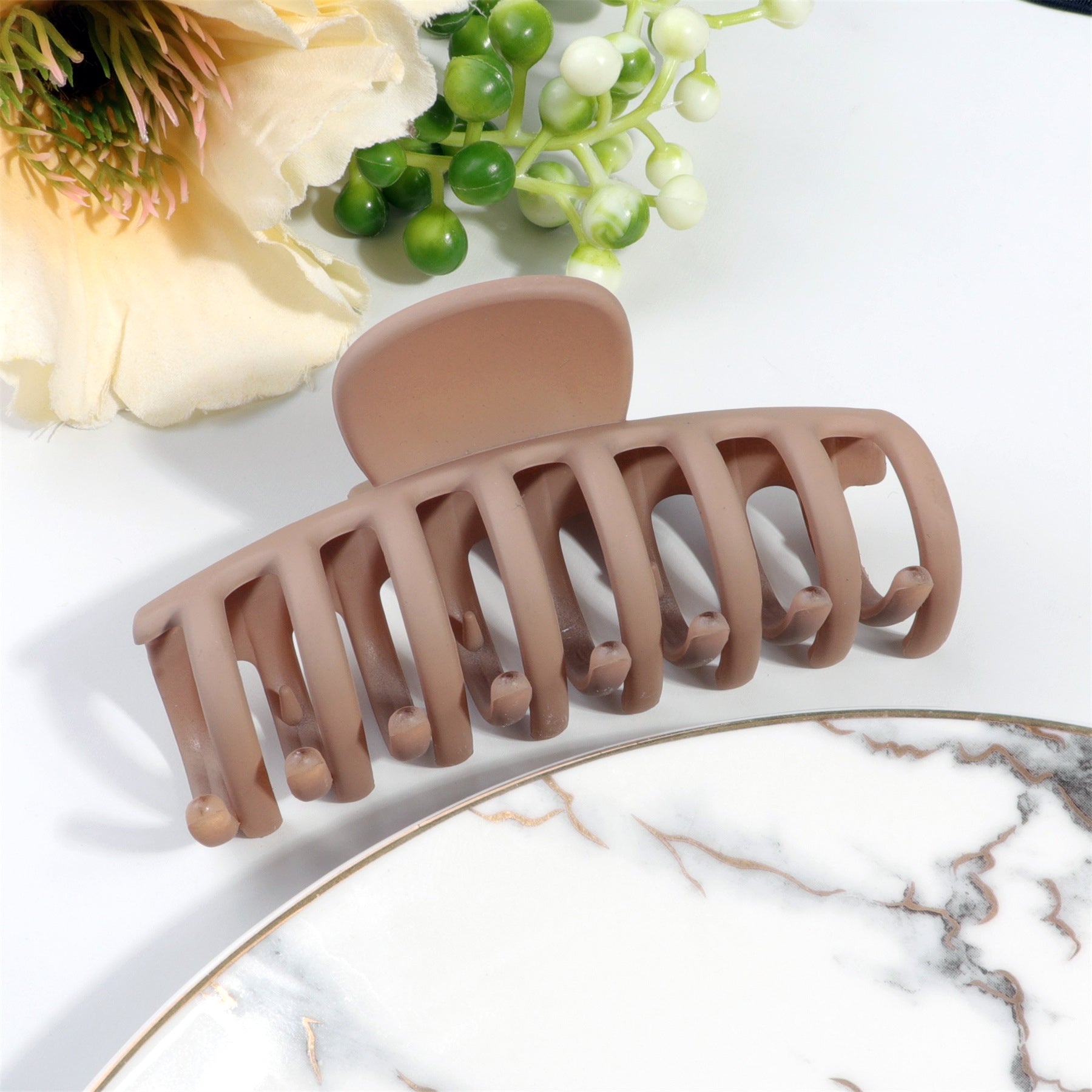 Matte Hair Claw Clips Grip Hair Barrettes Non Slip Tight Retro Vintage Hair