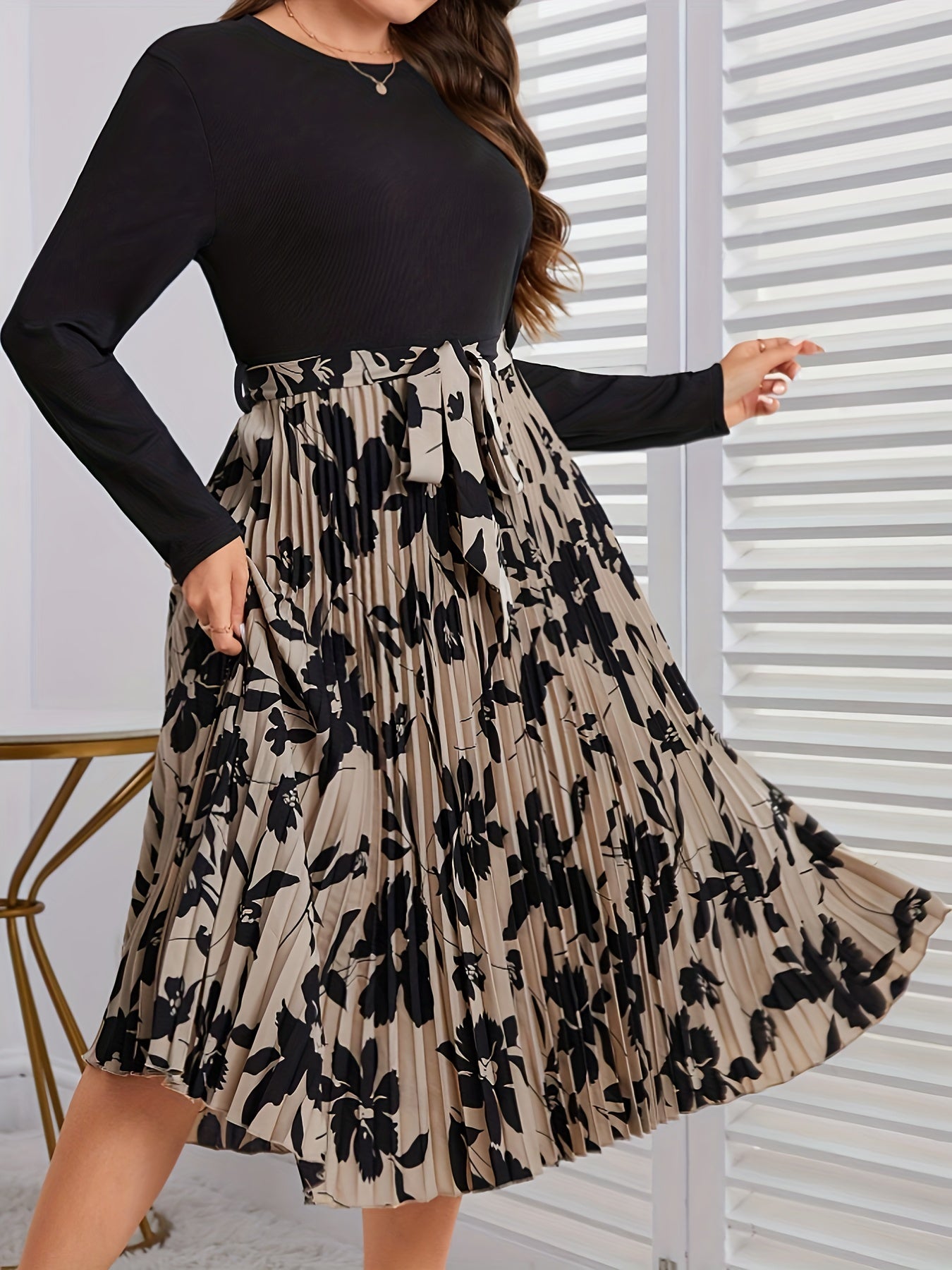 Colorblock Floral Print Long Sleeve Round Neck Dress
