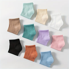 10 Pairs Women's Solid Crew Short Socks - Comfy & Breathable Stockings