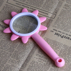 Portable 5X Magnifying Glass for Kids & Elders - High Definition