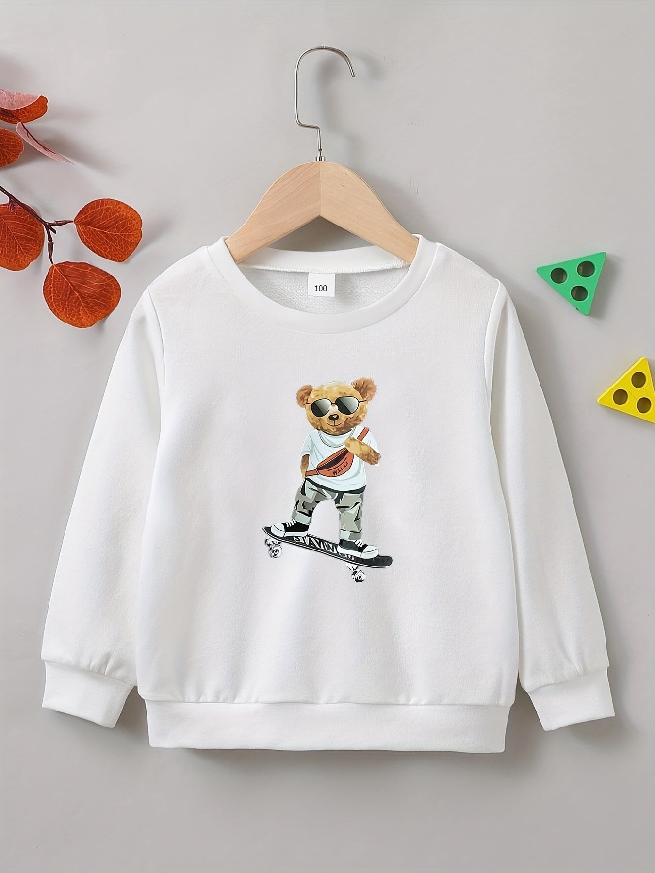 Bear & Skateboard Print Boys Pullover Sweatshirt