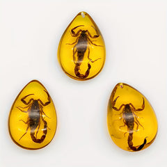 Resin Artificial Amber Pendant Necklace