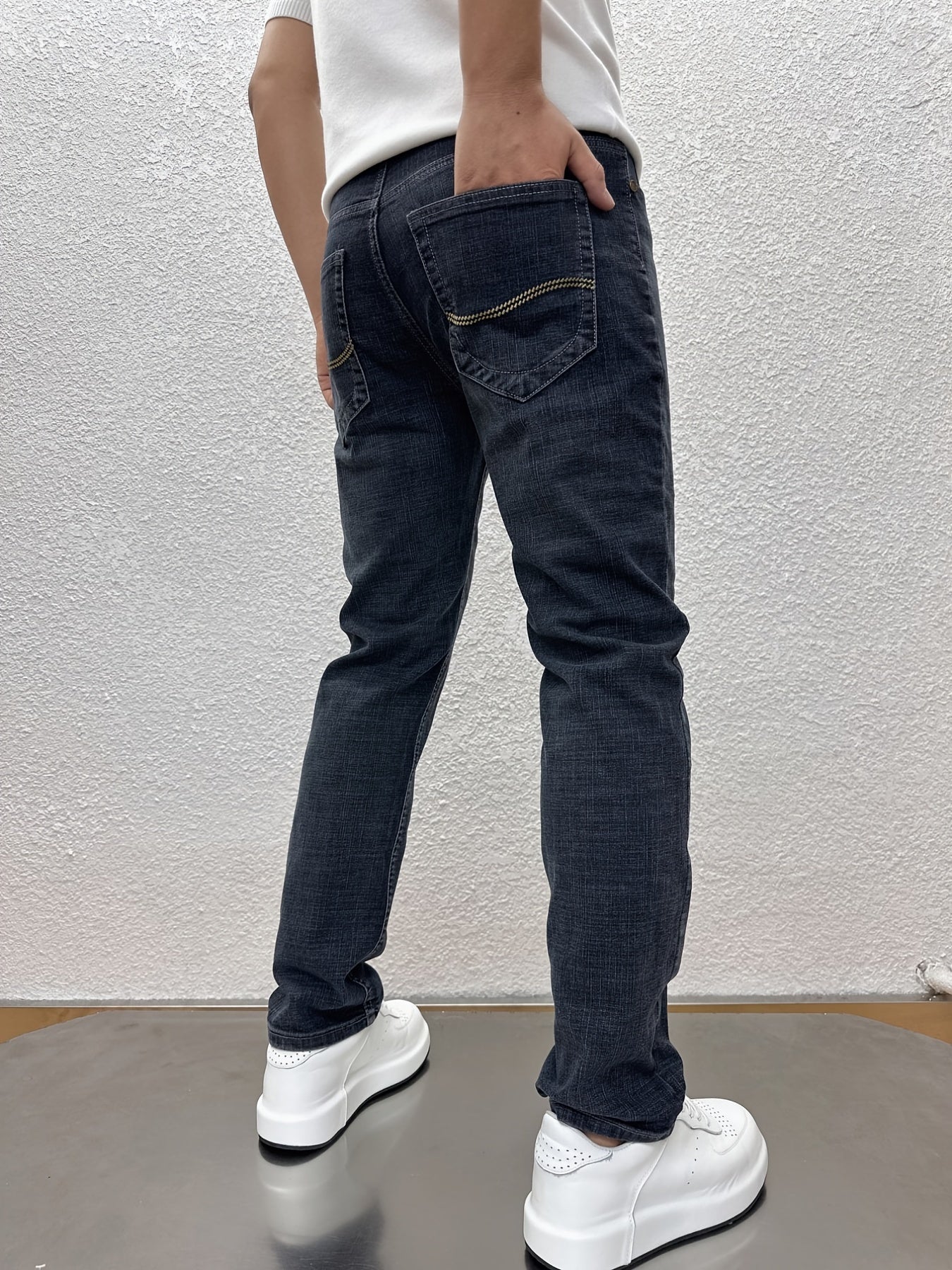 Men's Stretch Denim Straight Jeans