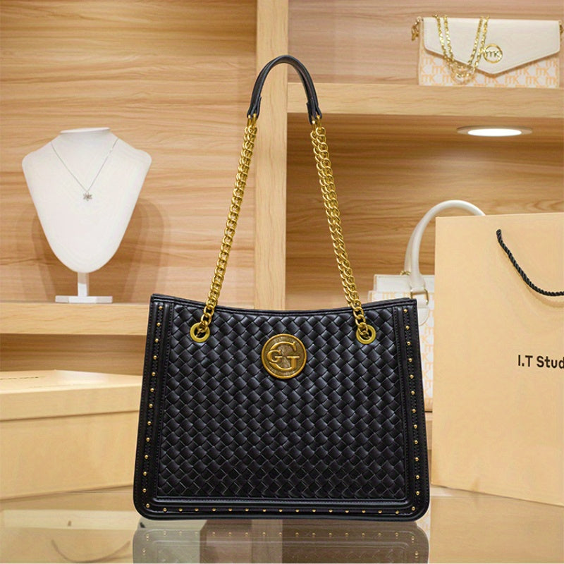 Stylish Underarm Crossbody Bag with Chain Shoulder Strap