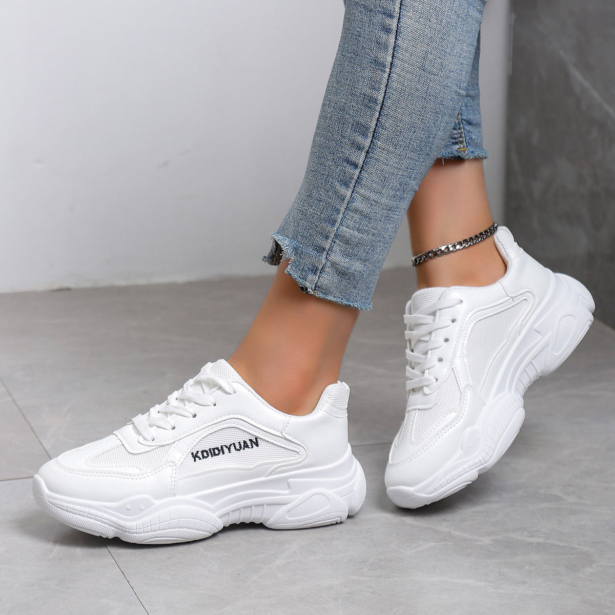 Women's Breathable Lace-up Sports Shoes Thick Sole Dad Shoes