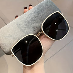 Square Sunglasses Anti Glare Metal Frame UV400