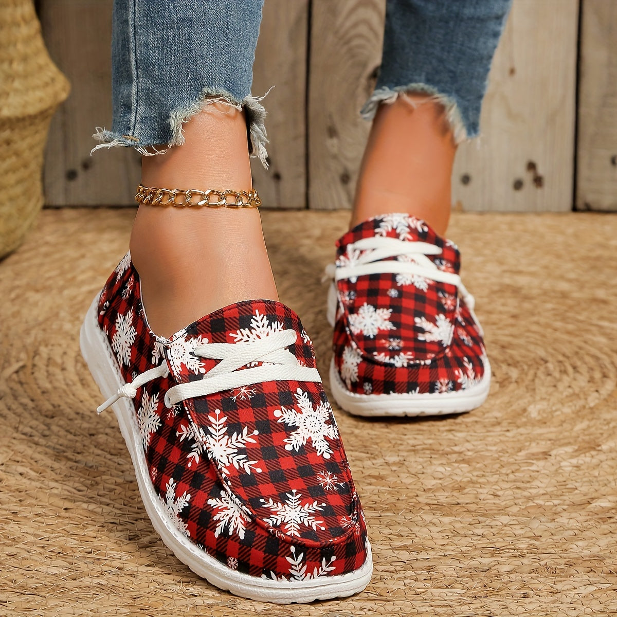 Women's Winter Snow Boots Snowflakes & Plaid Print Non Slip Lace up Shoes