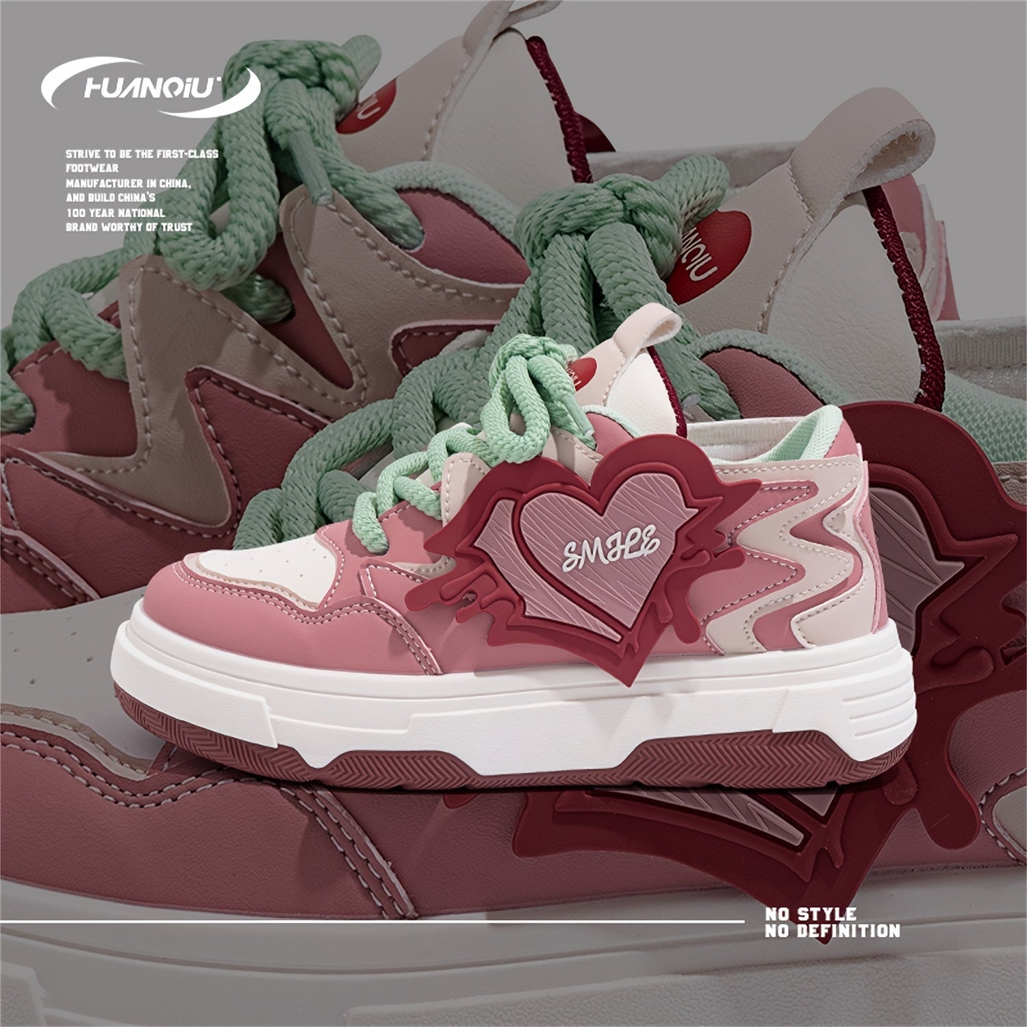 HUANQIU Women's Block Heart Lace-up Skate Shoes Lightweight Flatform Shoes