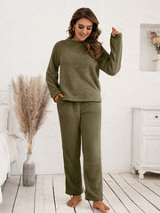 Plush Pajama Set Long Sleeve Crew Neck Top & Pants