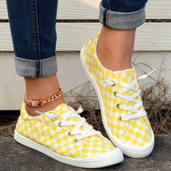 Women's Checkerboard Pattern Shoes Round Closed Toe Walking Shoes
