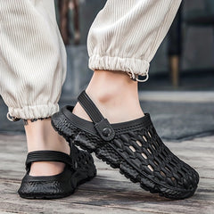 Men's Closed Toe Clogs Water Shoes Soft Sole Sandals