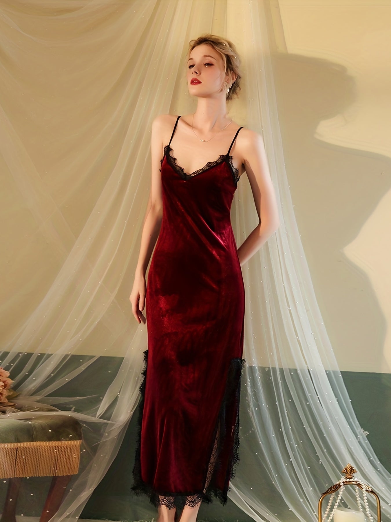 Lace Velvet Nightdress V-neck Sleep Dress
