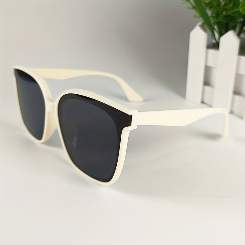 Cat Eye Sunglasses UV400 with Glasses Bag & Cloth