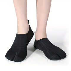 Men's Barefoot Quick Dry Water Shoes Ultra light Slip on Beach Aqua Socks