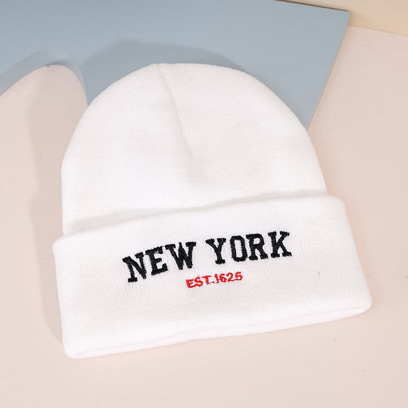 Solid Vintage Embroidered Knit Hat 'NEW YORK'