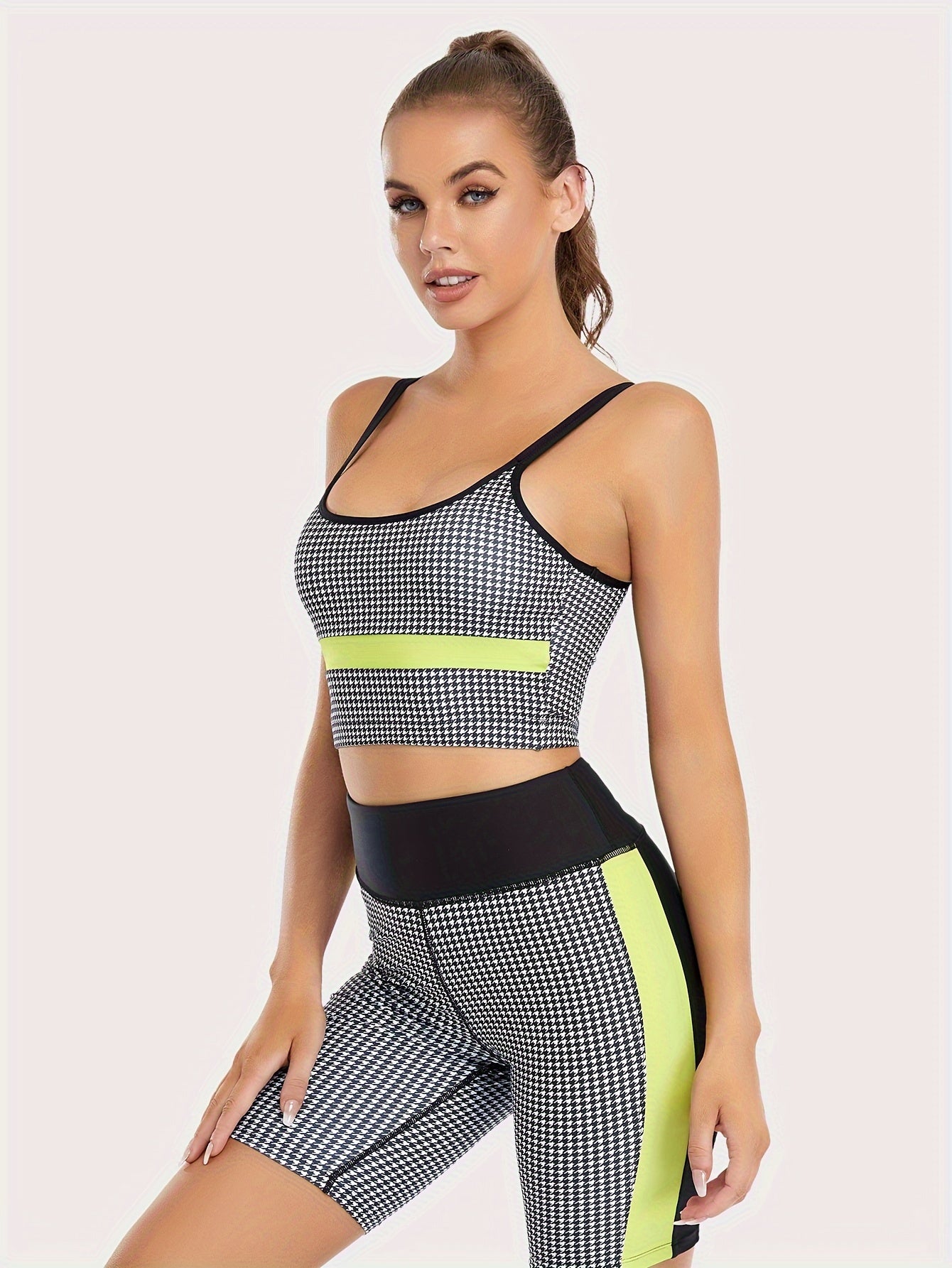 Houndstooth Print Spaghetti Strap Sports Bra with Chest Pads
