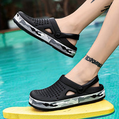 Men's Clogs Closed Toe Sandals Soft Sole Walking Shoes