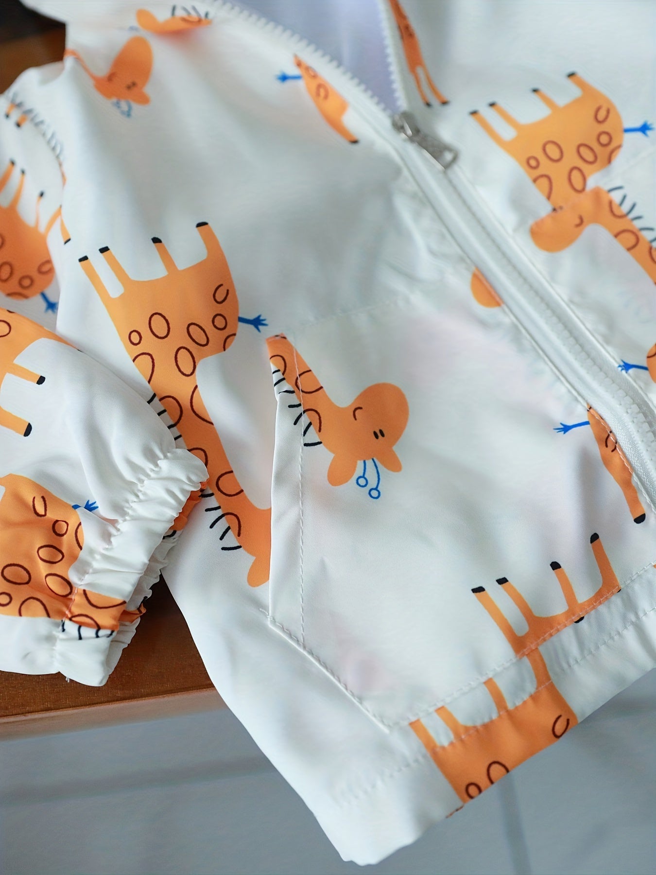 Boys Giraffe Print Hooded Windbreaker Jacket