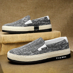 Men's Lightweight Slip On Casual Shoes For Traveling Jogging