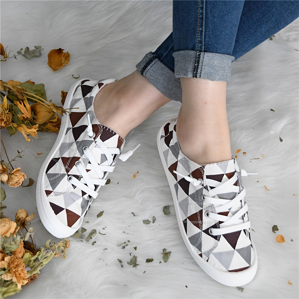 Triangle Pattern Flat Sneakers Lightweight Lace Up Casual Skate Shoes