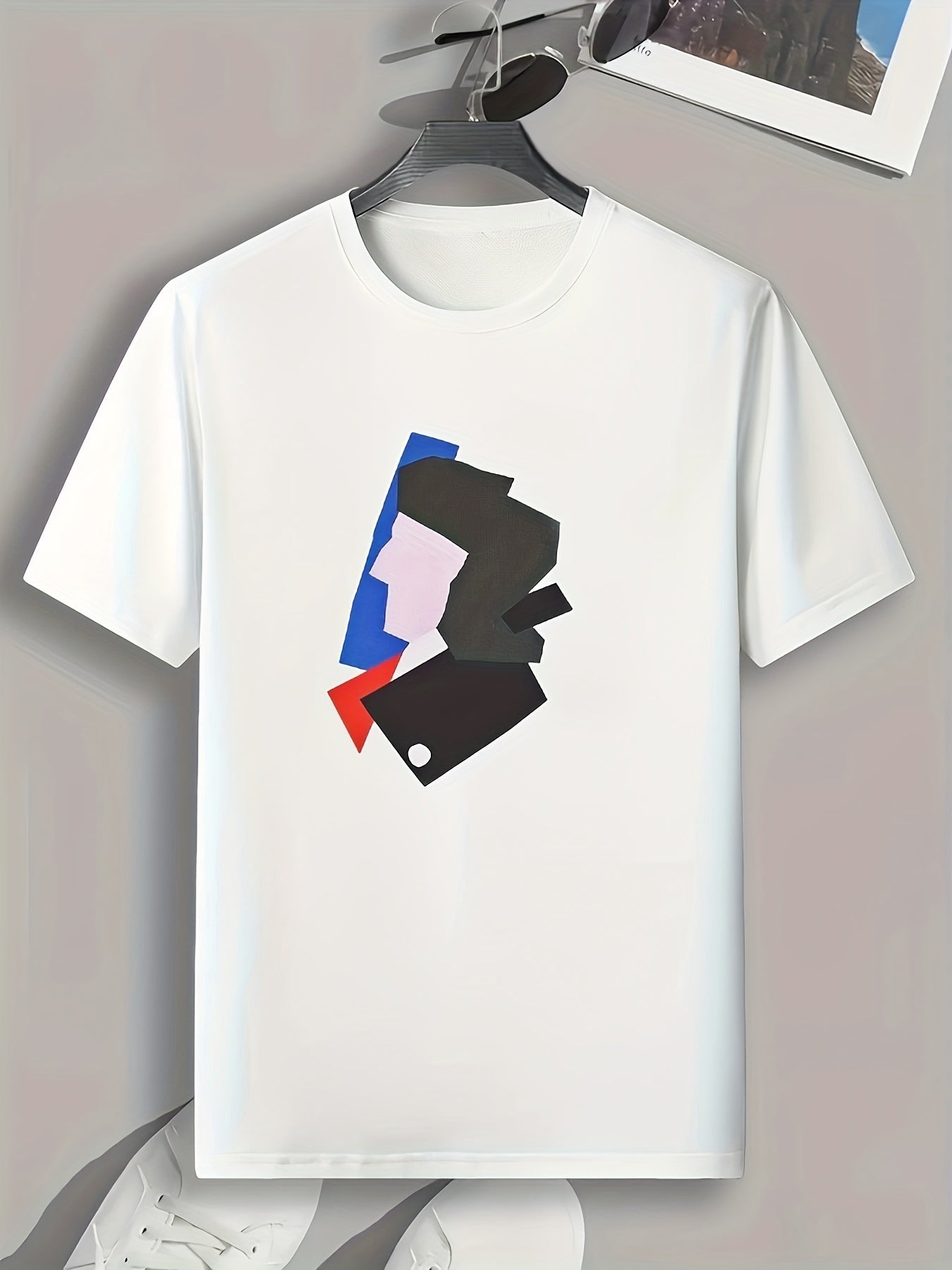 Geometric Man Print Men's Comfy T shirt Active Slightly Stretch Tee