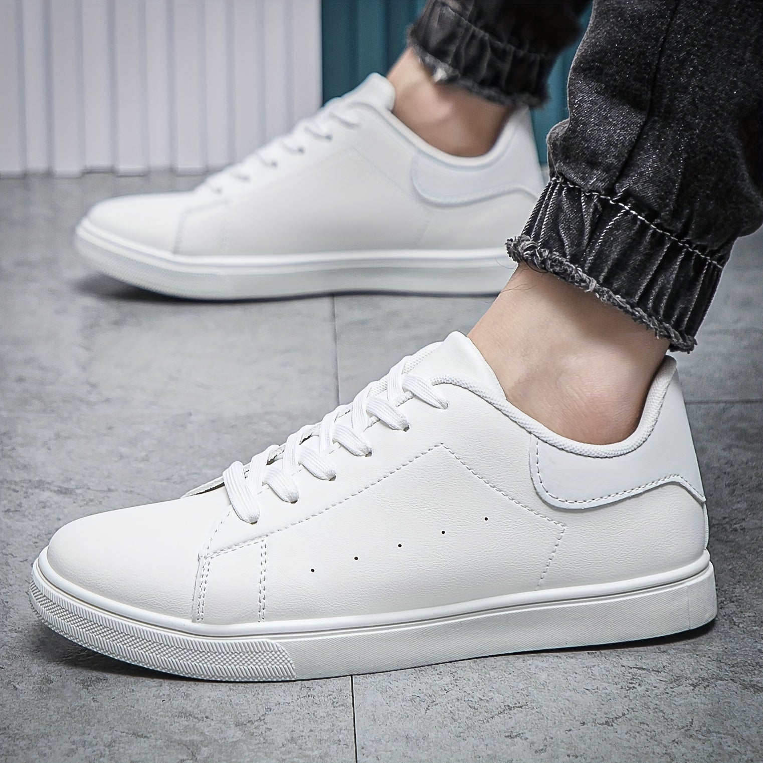 Men's Minimalist Skate Shoes Non Slip Sneakers