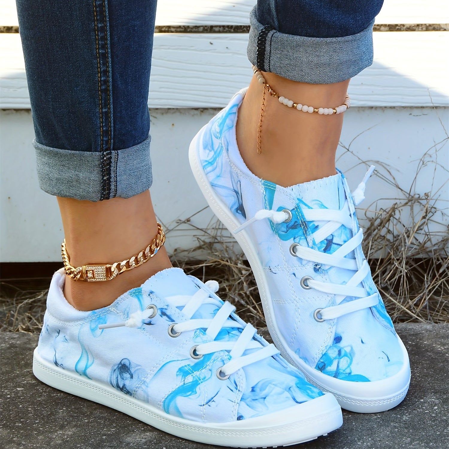 Women's Flat Canvas Lace Up Sneakers Casual Round Toe Shoes